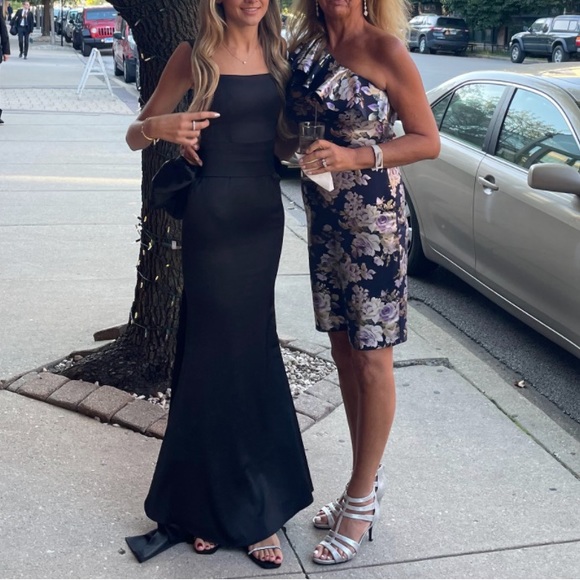 Black Bow Dress - Picture 5 of 6